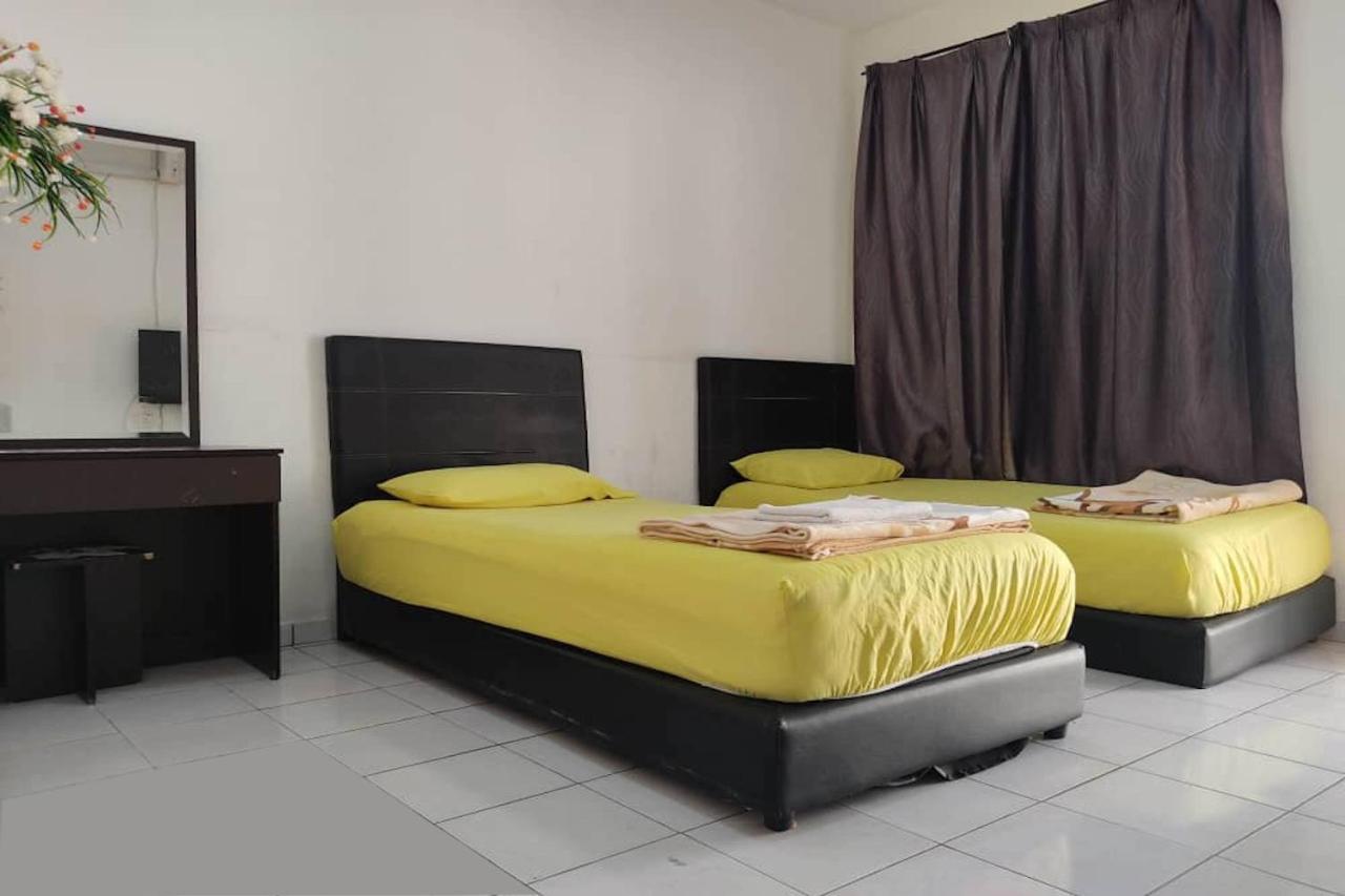 Oyo 90289 Taman Kota Homestay