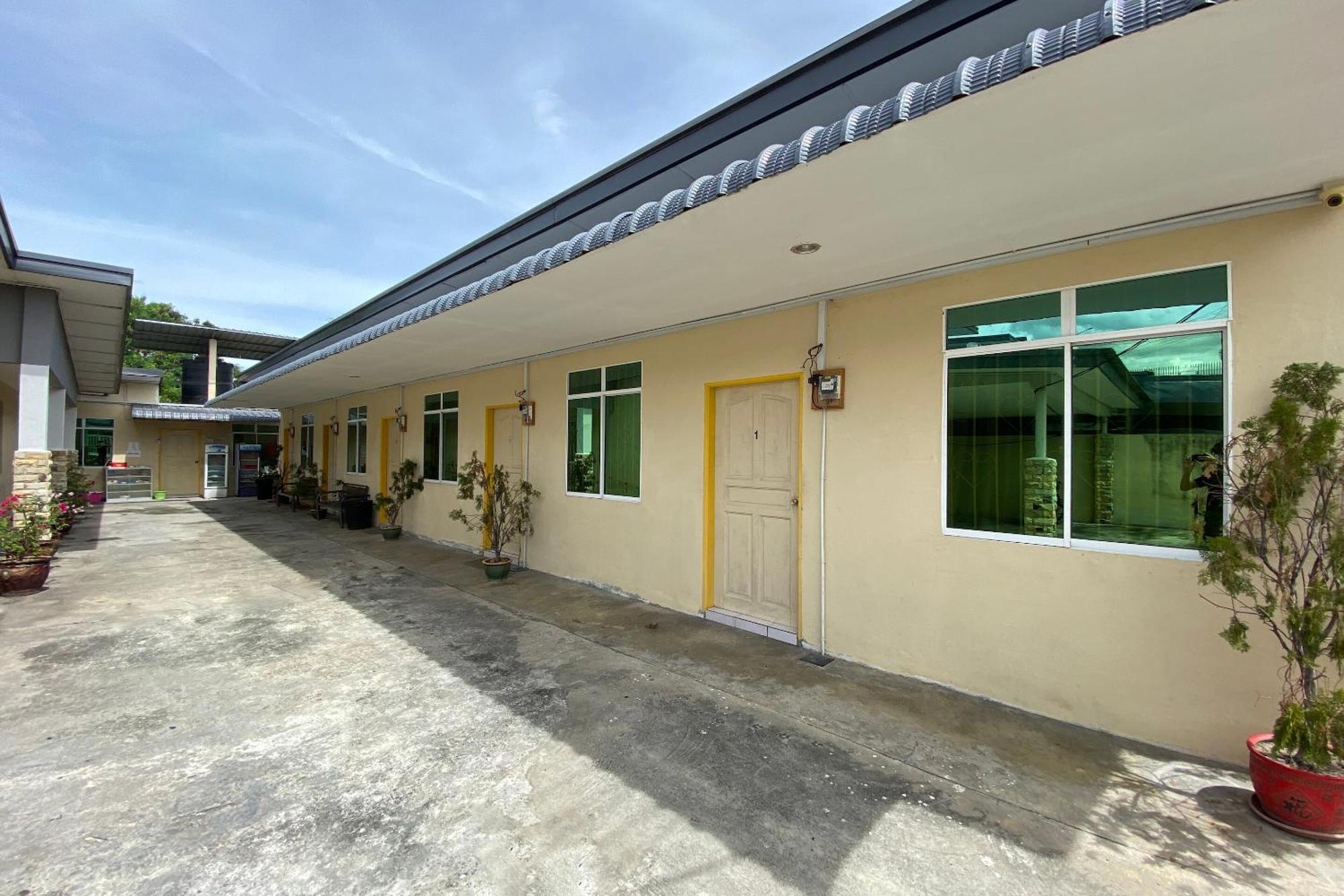 Oyo 90289 Taman Kota *