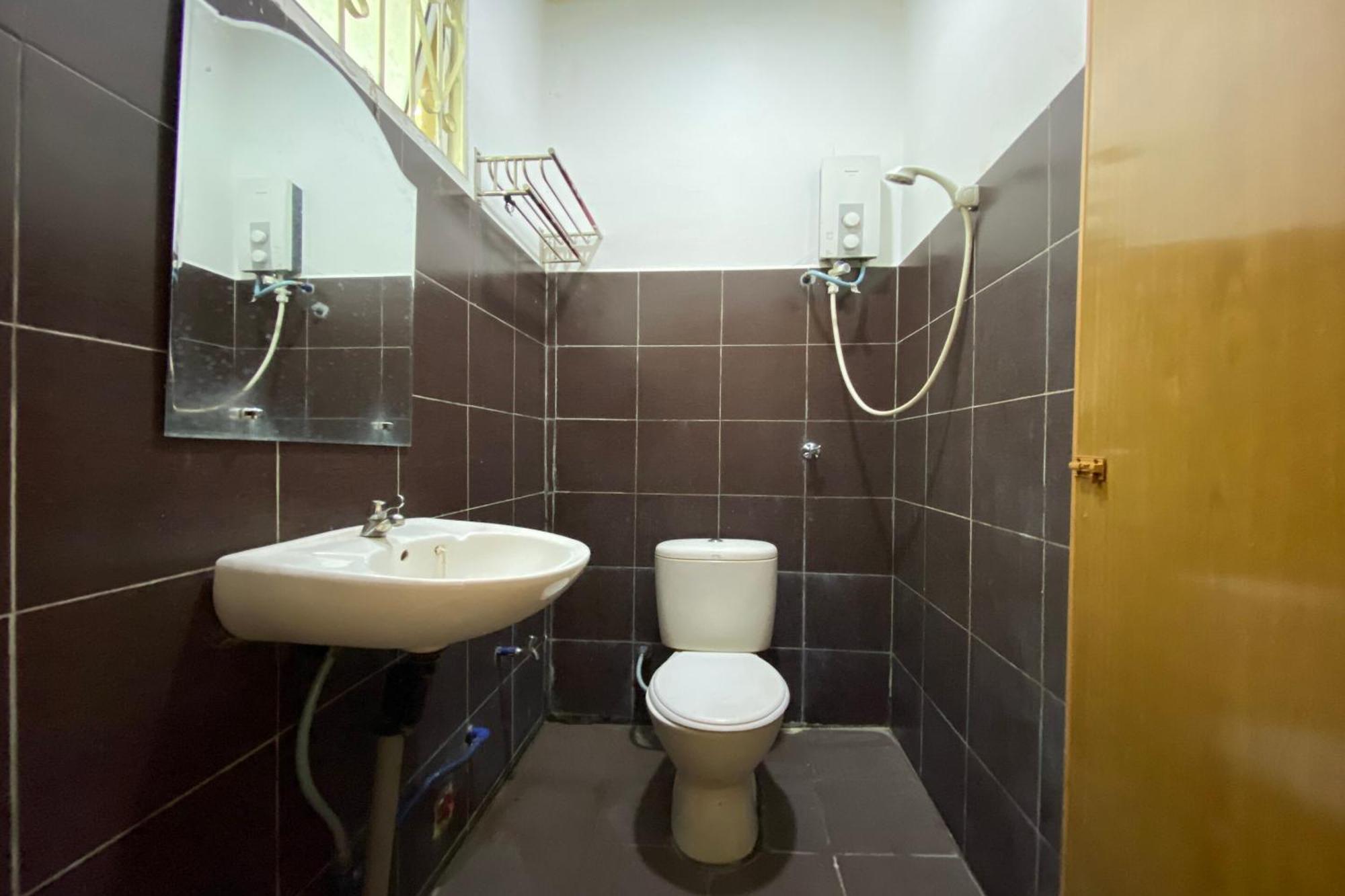 Oyo 90289 Taman Kota Homestay