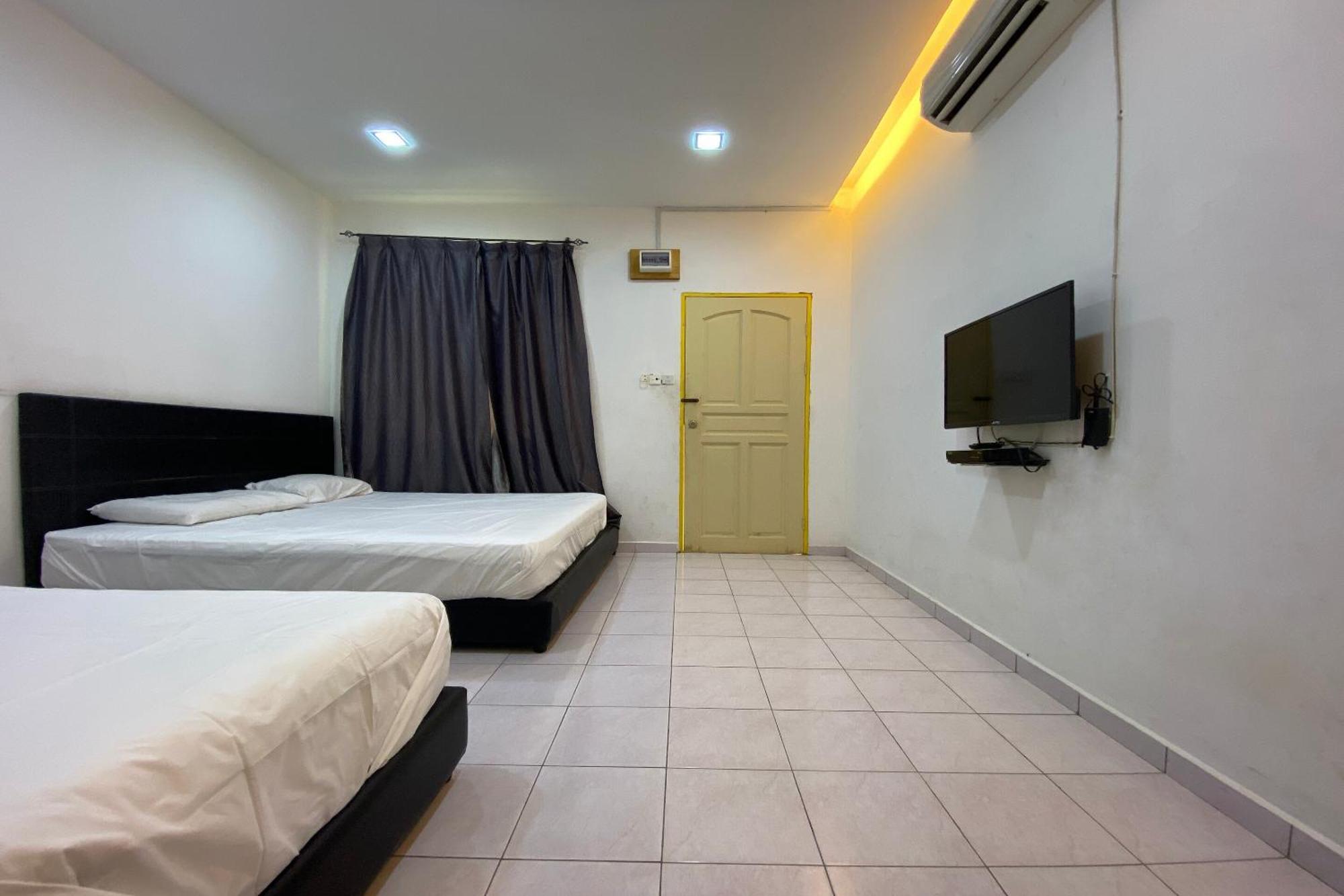 Oyo 90289 Taman Kota Homestay *
